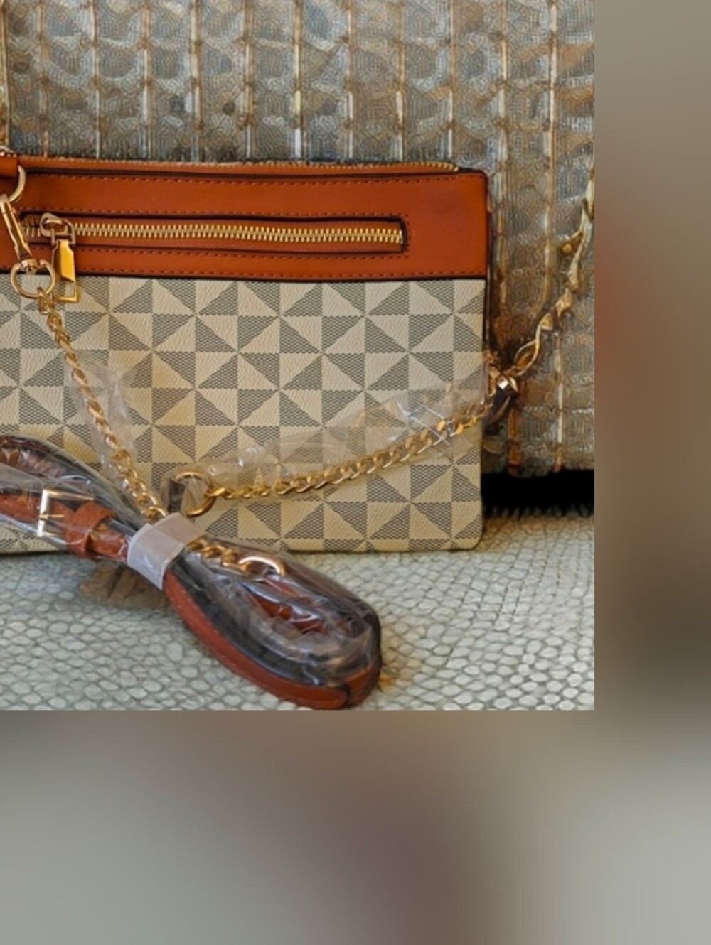 🚌 ✏️ 🍎Geometric Patterned Backpack & Crossbody Wristley - Picture 12 of 16